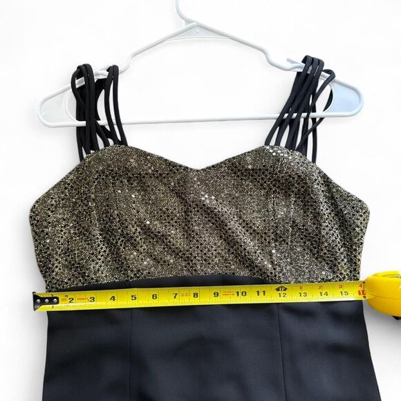 Insane stunning Vintage American Full Length Gown With Gold Sparkly Bodice - Picture 5 of 8